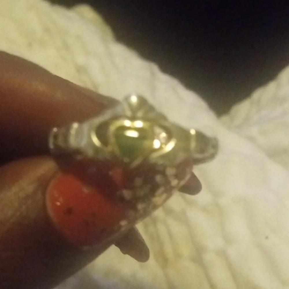 Ring - Picture 1 of 1